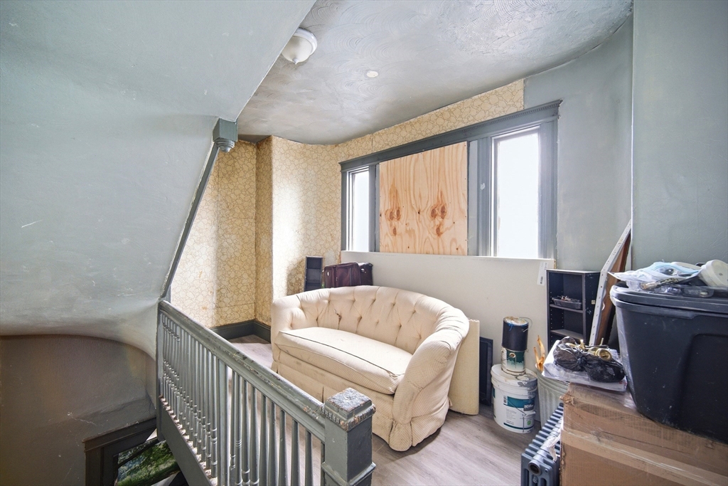 9 Helen Street Boston, MA 02124 - Photo 14 of 16