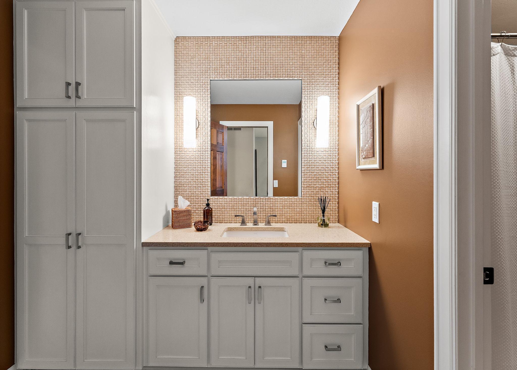 11582 Raspberry Hill Road Eden Prairie, MN 55344 - Photo 35 of 63 Gallery Image 35