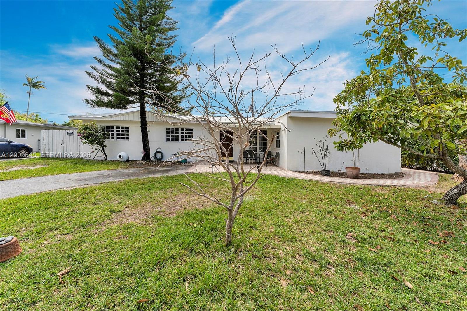 9750 Southwest 74th Street Miami, FL 33173 - Photo 2 of 35