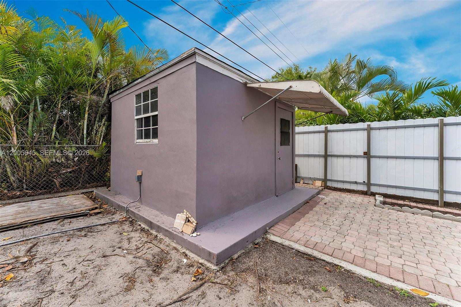 9750 Southwest 74th Street Miami, FL 33173 - Photo 32 of 35