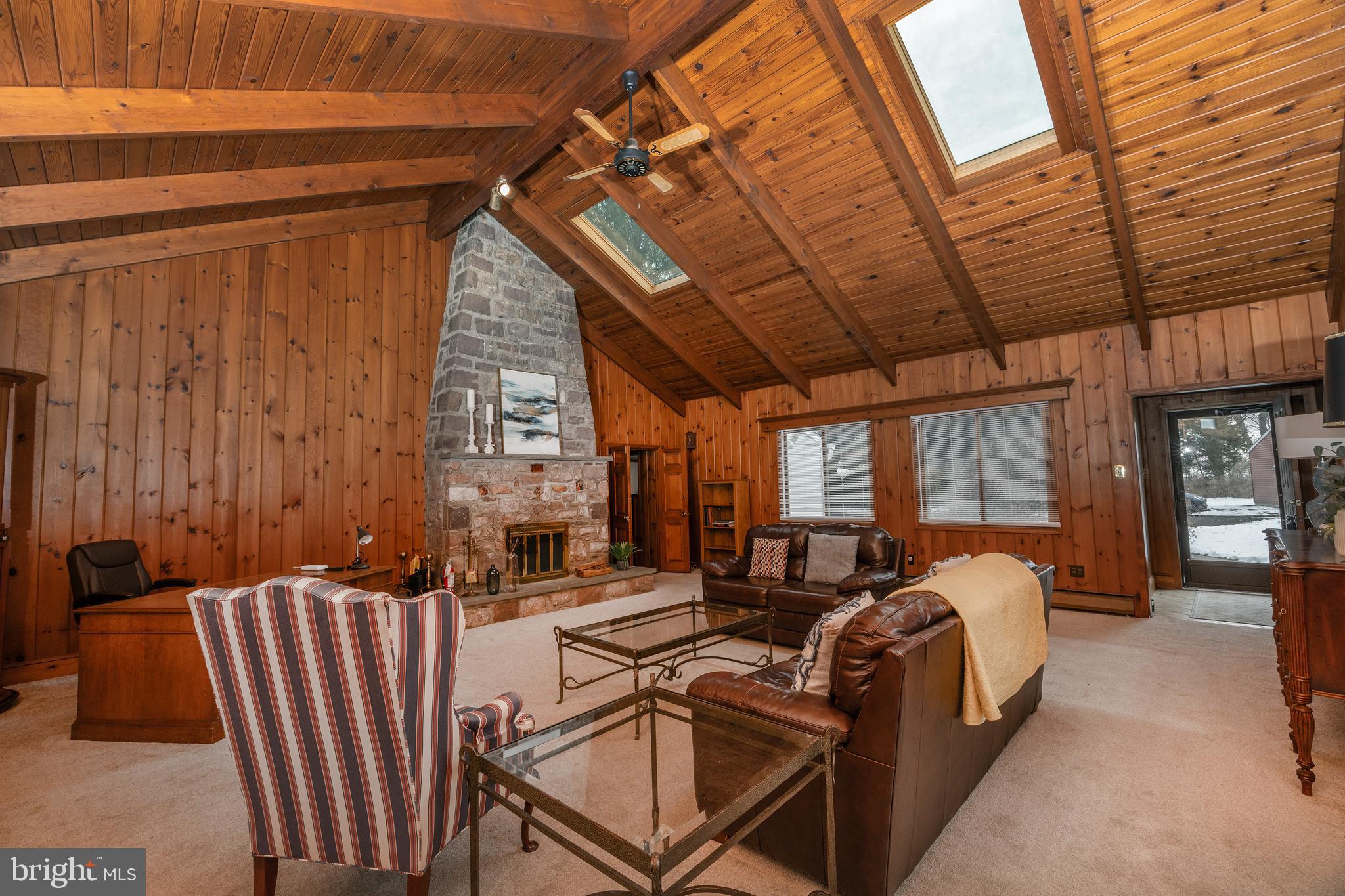 6106 Lower York Road New Hope, PA 18938 - Photo 3 of 20