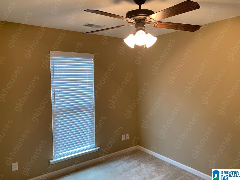 201 Hampton Drive Calera, AL 35040 - Photo 8 of 12