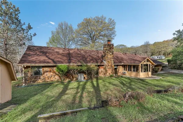 $225,000 | 1301 Crestwood Street, Coffeyville, KS 67337