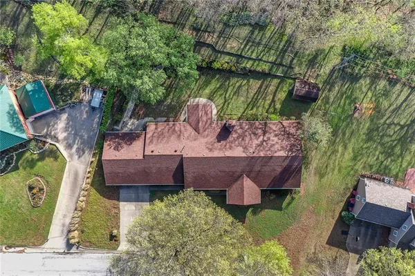 $225,000 | 1301 Crestwood Street, Coffeyville, KS 67337