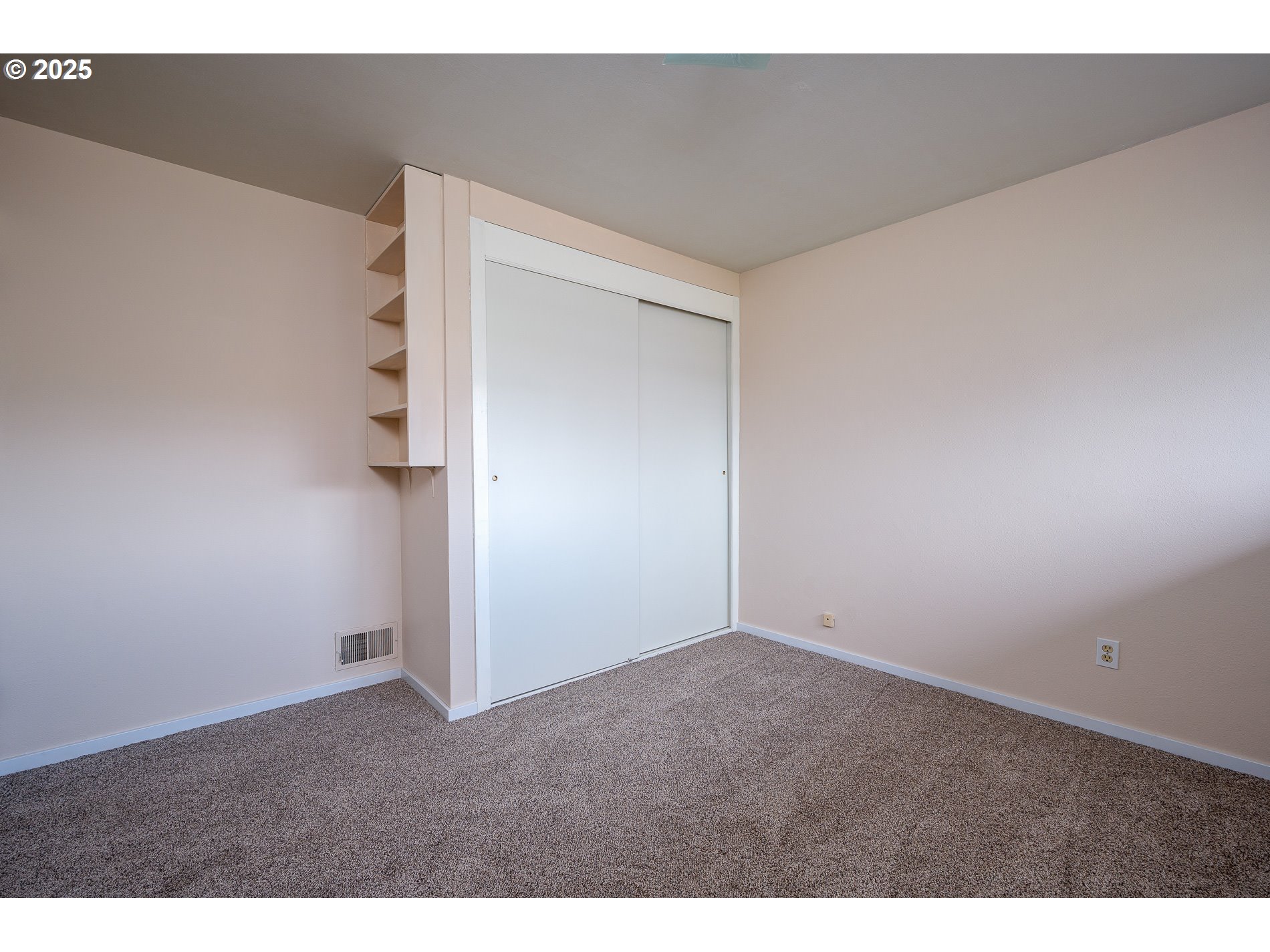 13020 Northeast San Rafael Street Portland, OR 97230 - Photo 28 of 35 a view of an empty room