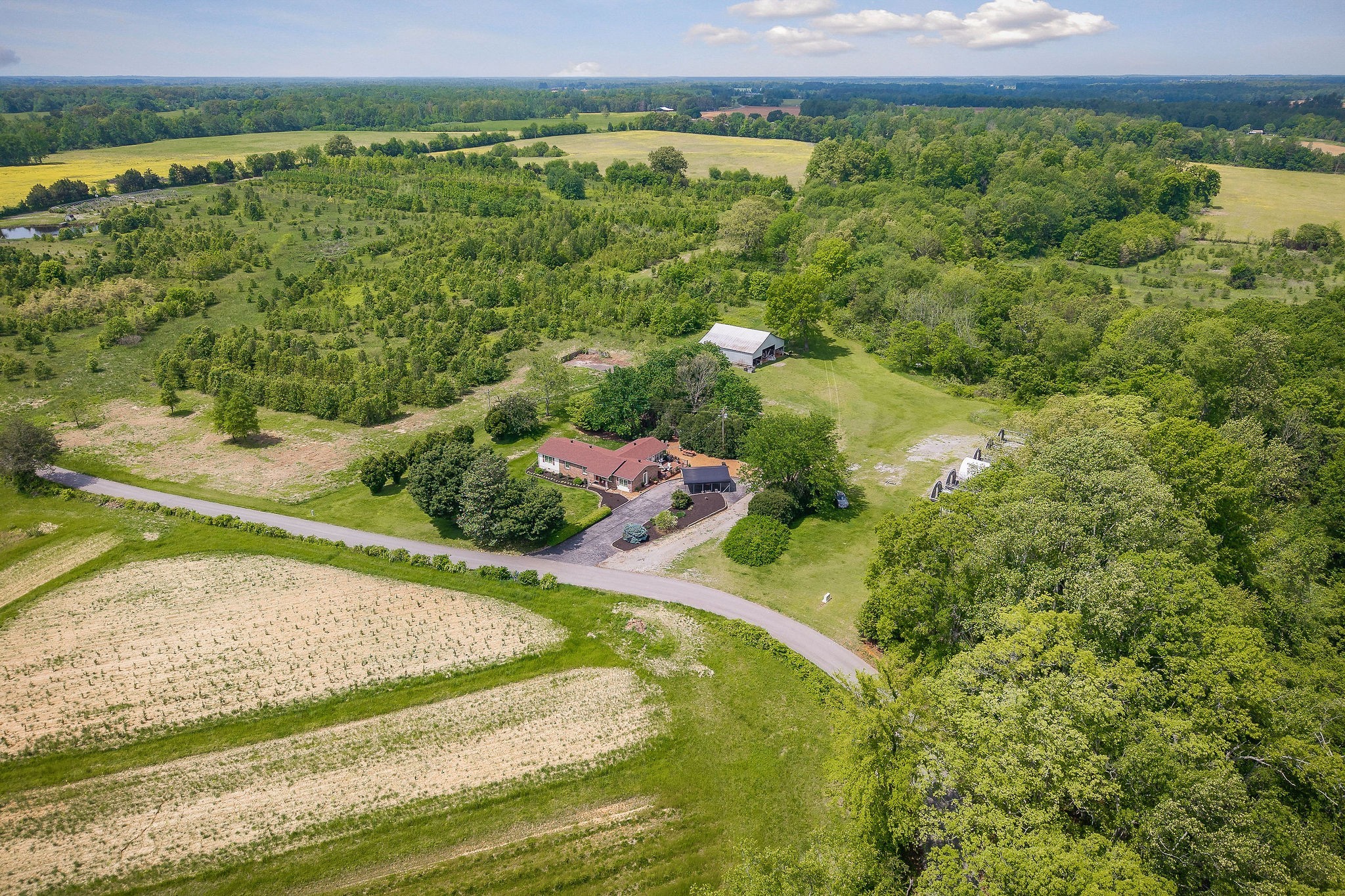 1051 Herman Lance Road Morrison, TN 37357 - Photo 50 of 57 a view of a garden with an ocean