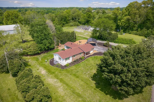 $1,250,000 | 1051 Herman Lance Road, Morrison, TN 37357