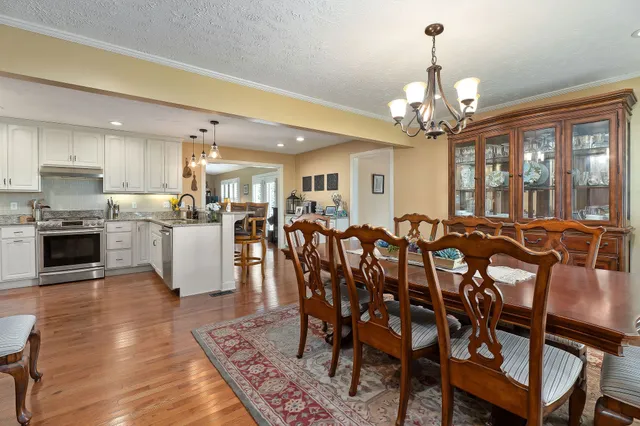 $1,250,000 | 1051 Herman Lance Road, Morrison, TN 37357