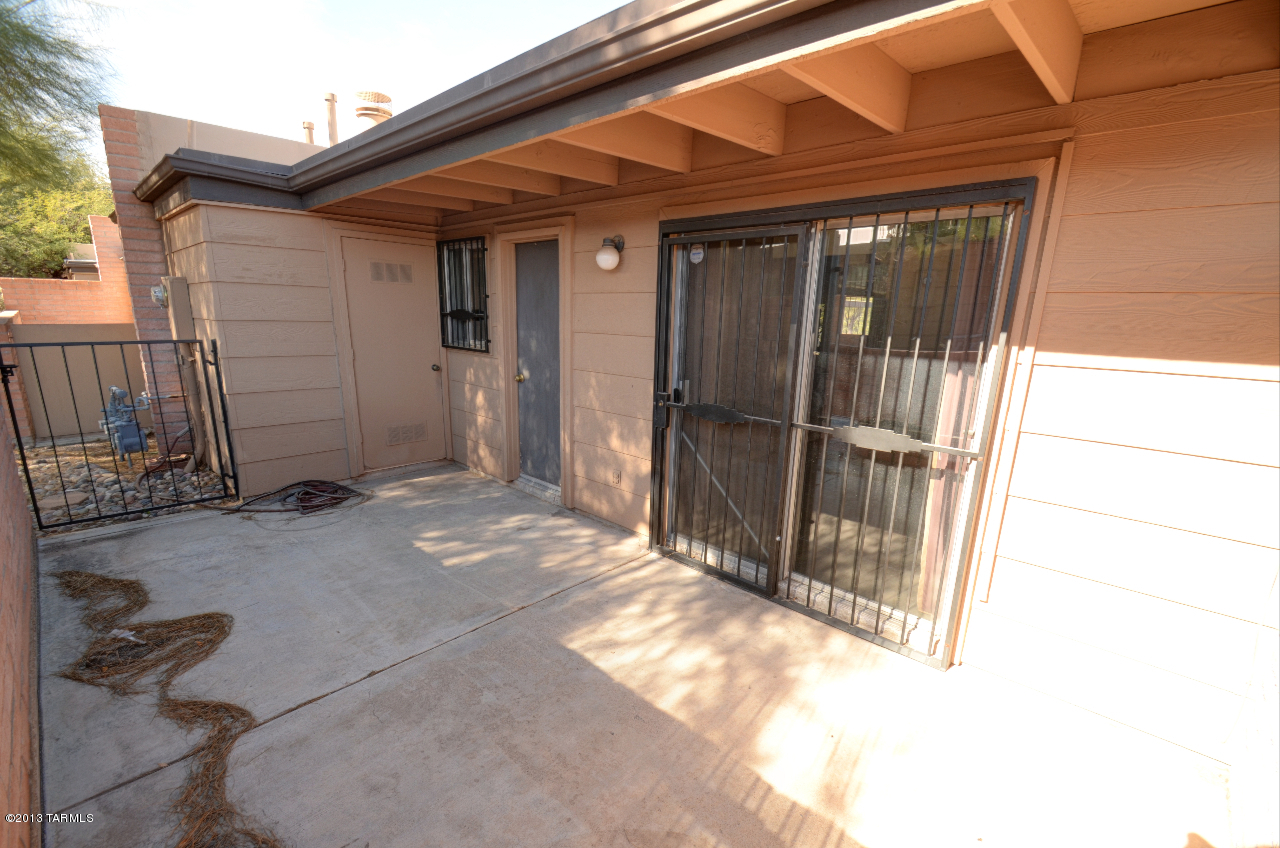 4318 East Fort Lowell Road Tucson, AZ 85712 - Photo 12 of 16 Gallery Image 12
