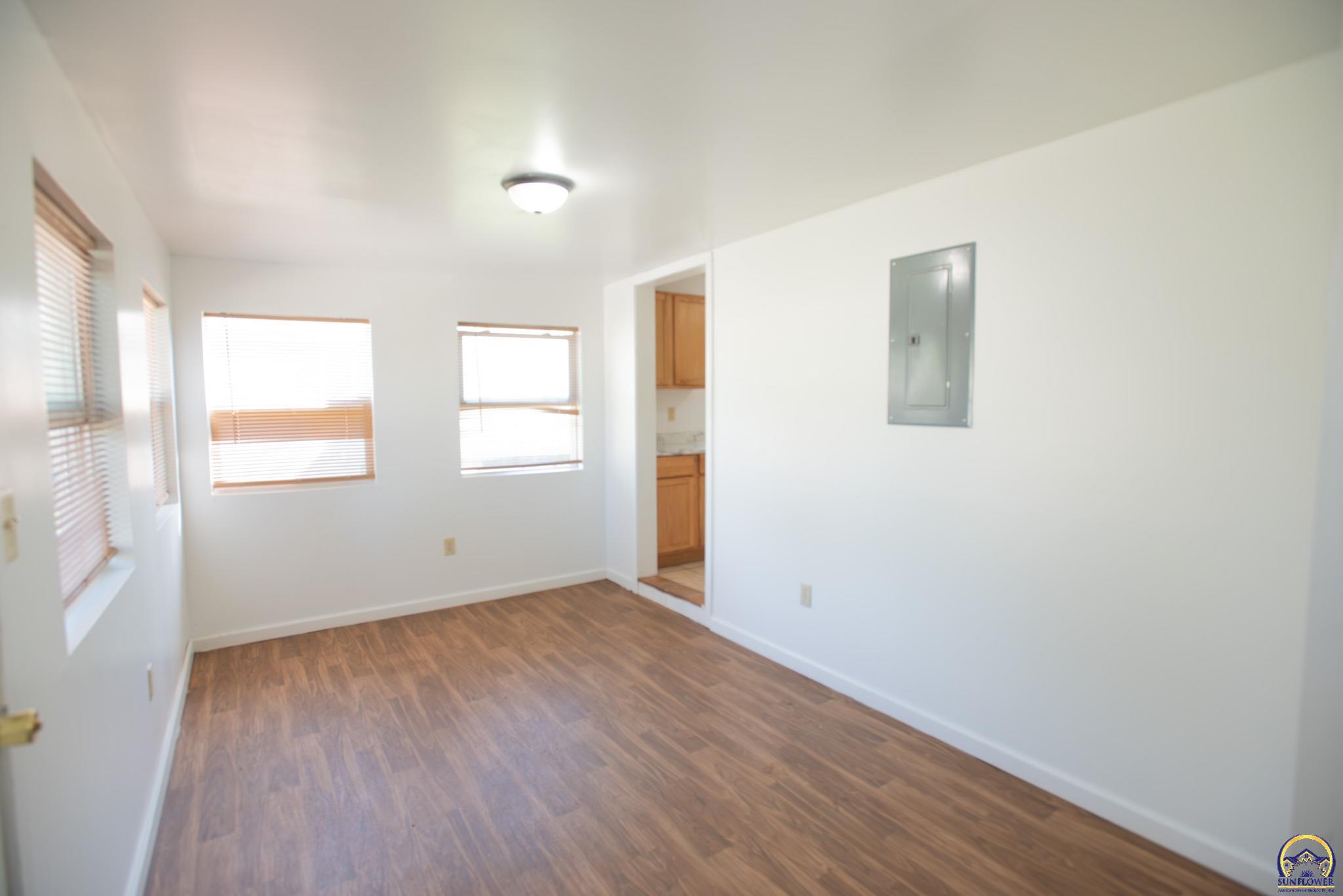 1106 Northwest Jackson Street Topeka, KS 66608 - Photo 16 of 21