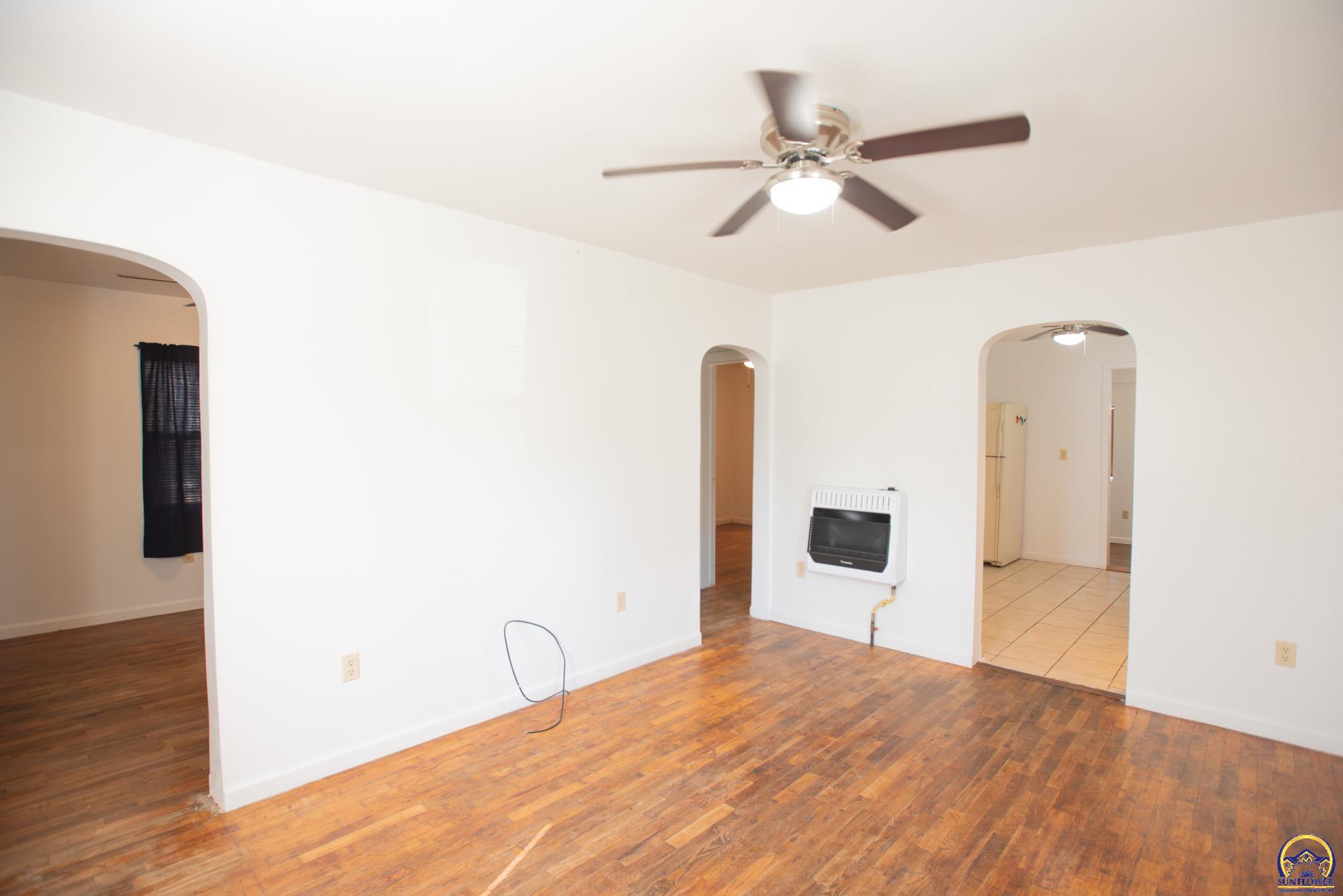 1106 Northwest Jackson Street Topeka, KS 66608 - Photo 4 of 21