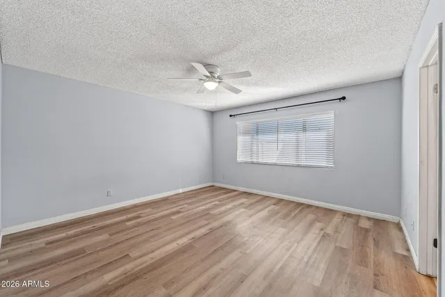 $2,400 | 5203 West Laurie Lane, Glendale, AZ 85302