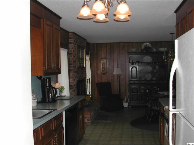 216 Greenfield Road Pawleys Island, SC 29585 - Photo 3 of 14 Gallery Image 3