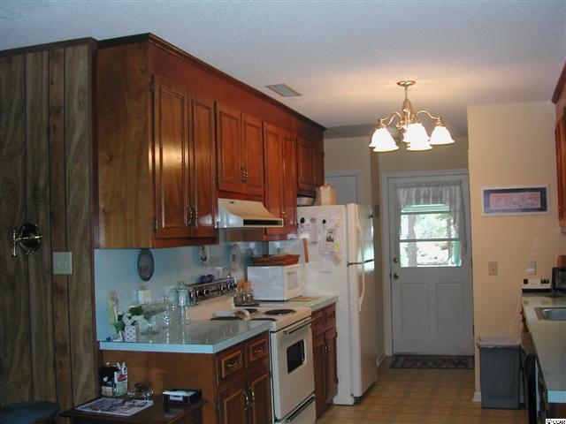 216 Greenfield Road Pawleys Island, SC 29585 - Photo 4 of 14 Gallery Image 4