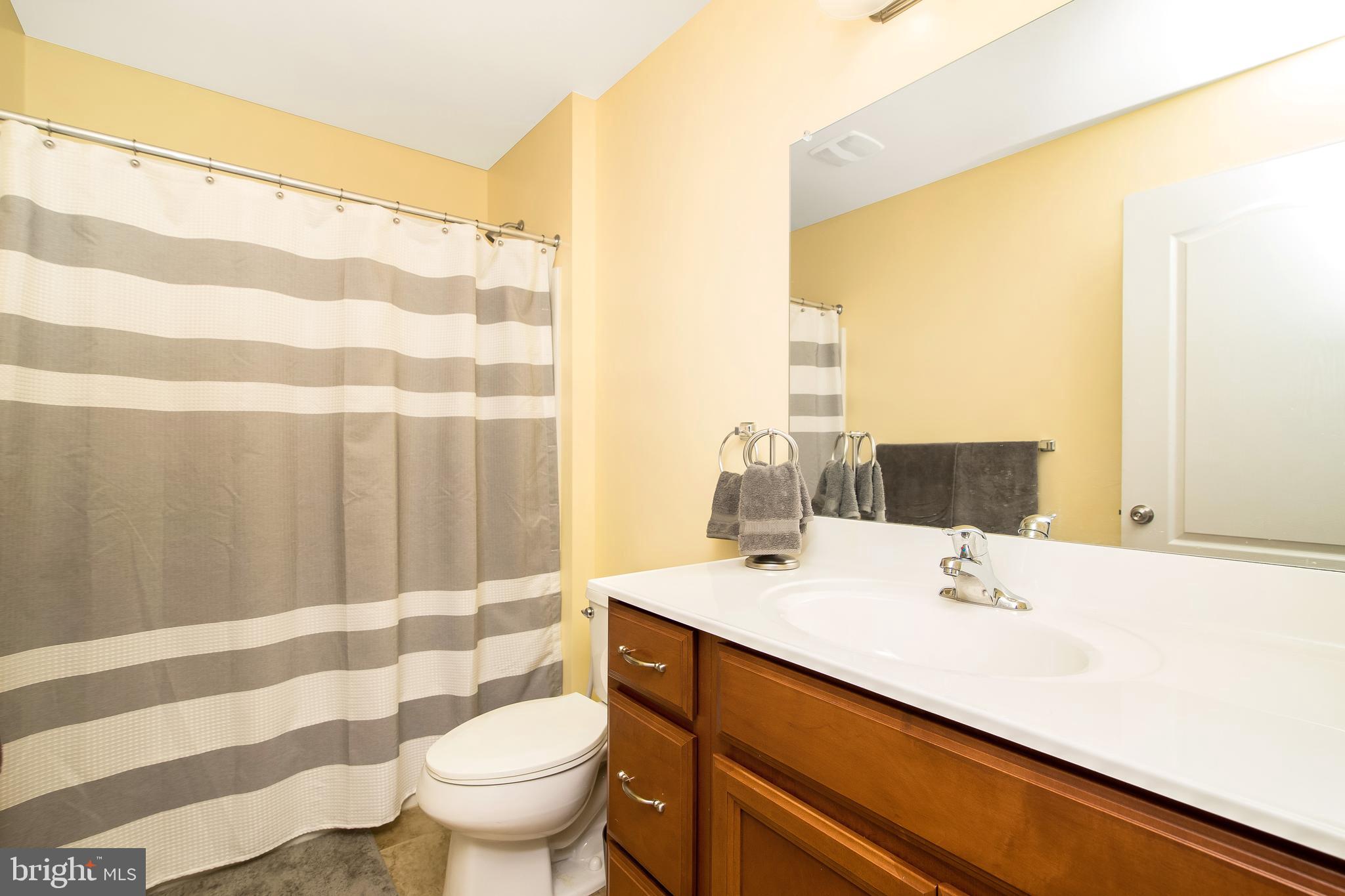 504 Windsor Road Mullica Hill, NJ 08062 - Photo 38 of 48 Full Hall Bath