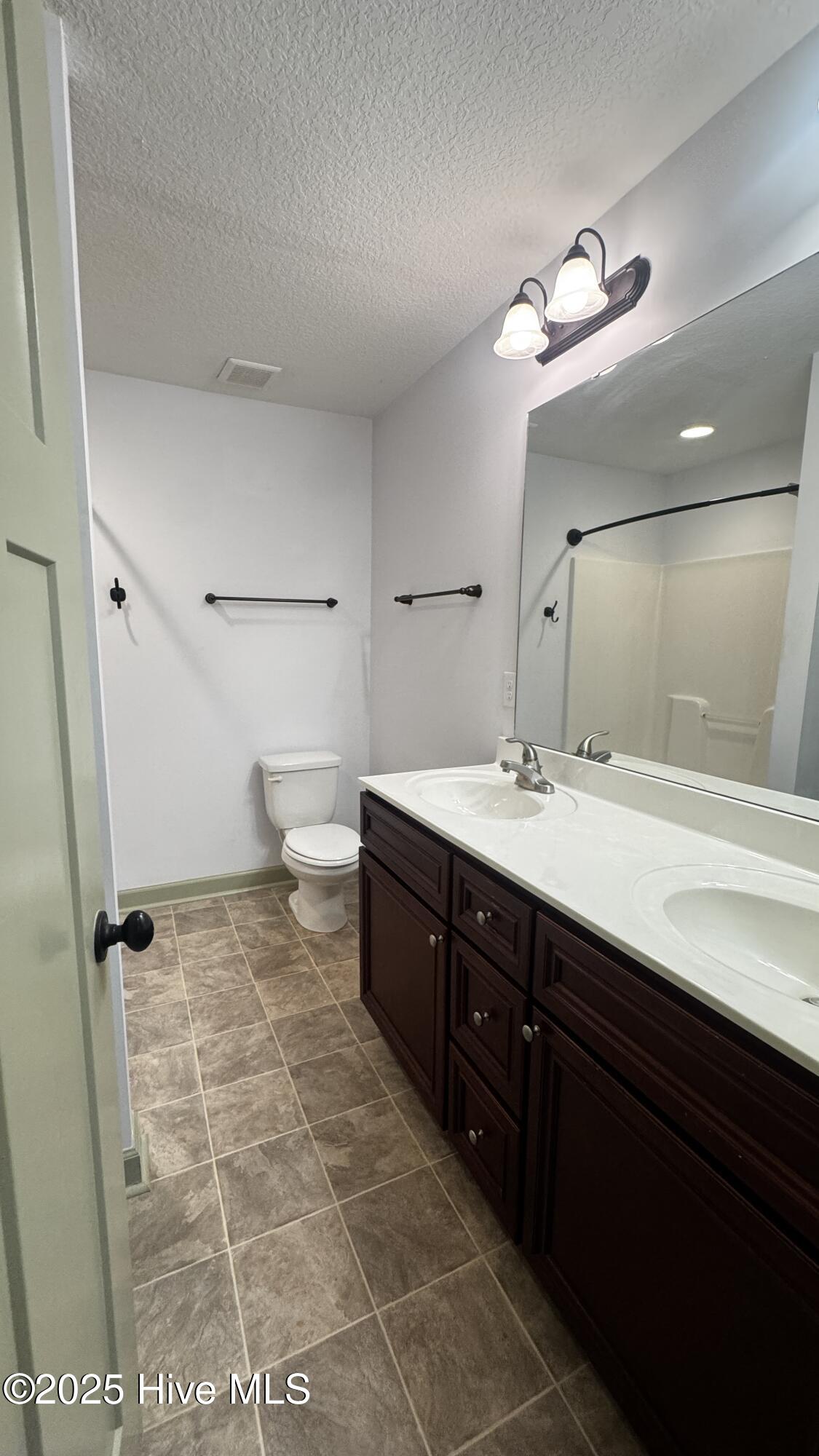 206 Kenan Loop Jacksonville, NC 28546 - Photo 15 of 17 IMG_7716