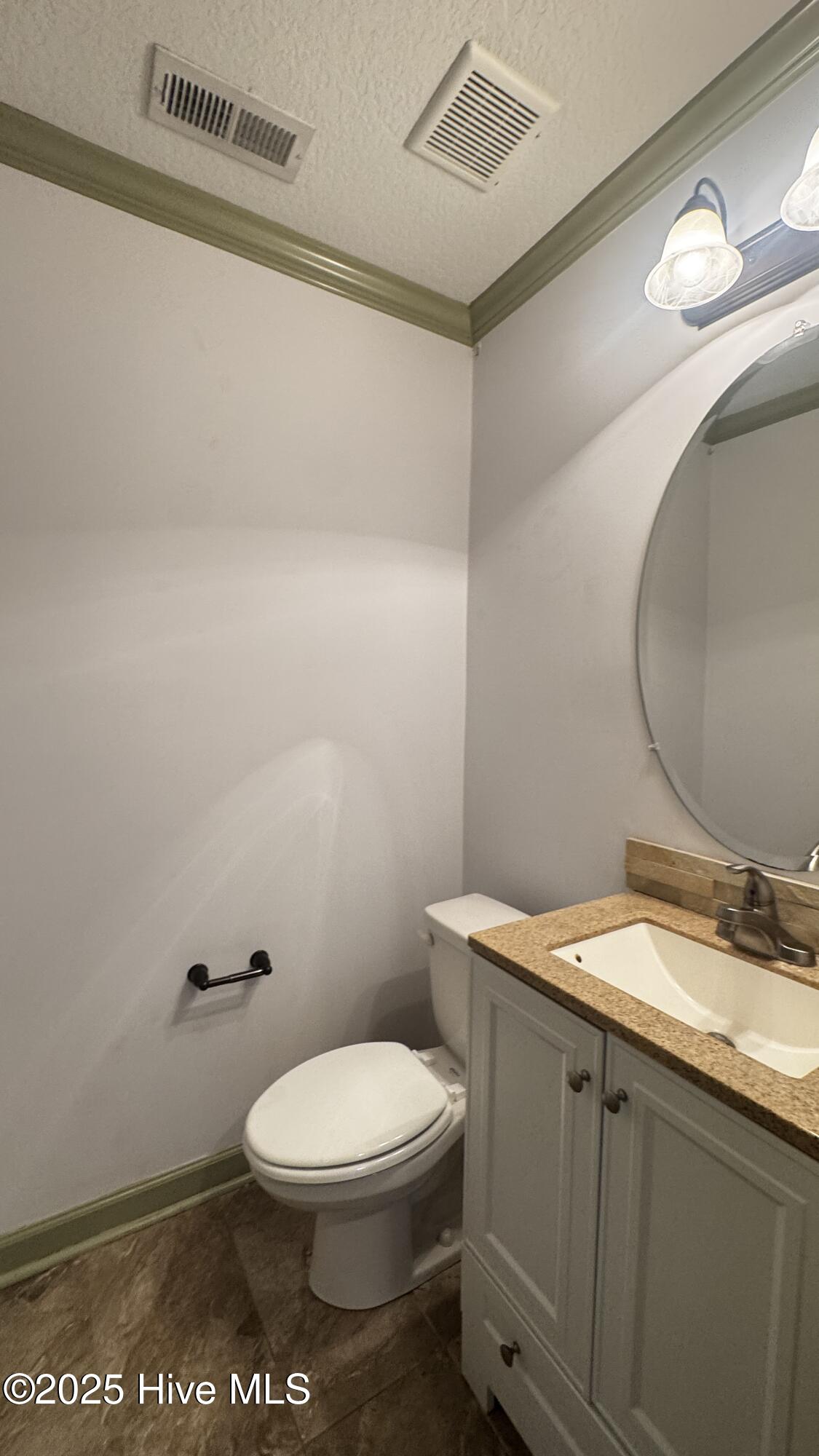 206 Kenan Loop Jacksonville, NC 28546 - Photo 4 of 17 IMG_7704