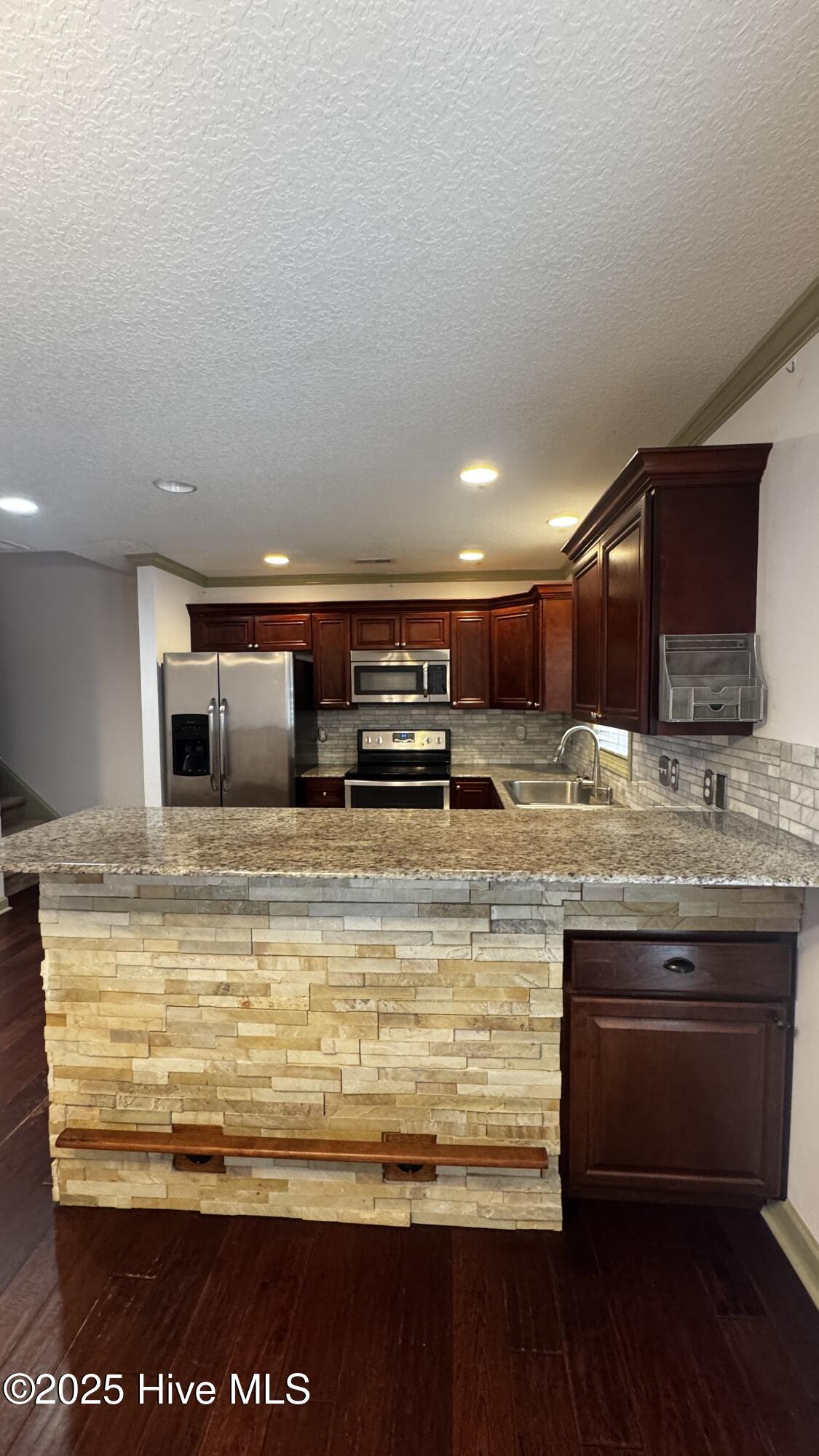 206 Kenan Loop Jacksonville, NC 28546 - Photo 7 of 17 IMG_7707