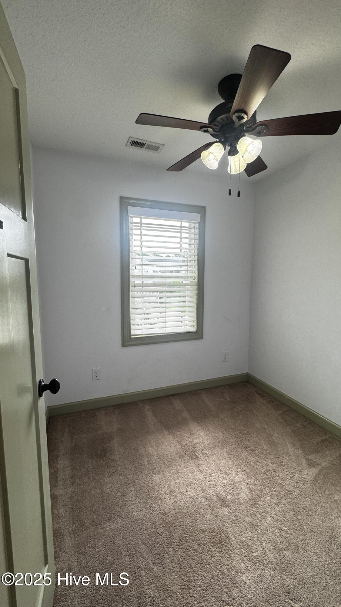 206 Kenan Loop Jacksonville, NC 28546 - Photo 9 of 17 IMG_7709