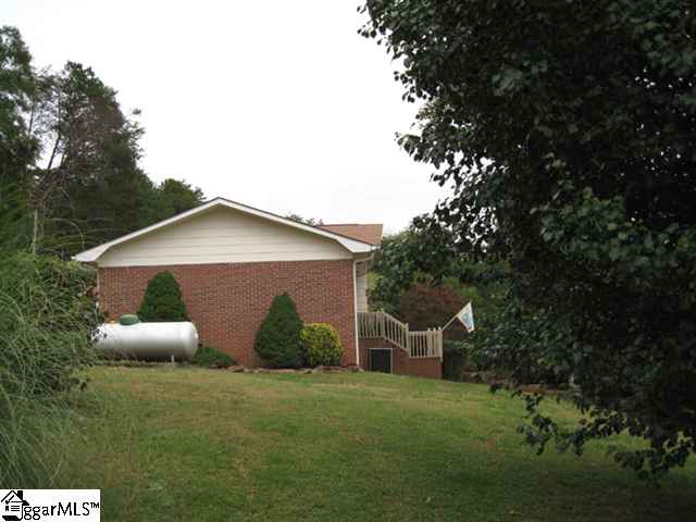 626 Robinson Bridge Road Central, SC 29630 - Photo 4 of 16