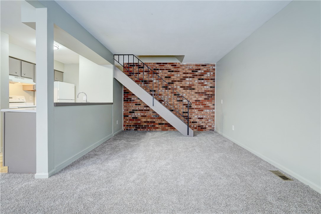 152 Milrace Drive East Rochester, NY 14445 - Photo 9 of 27