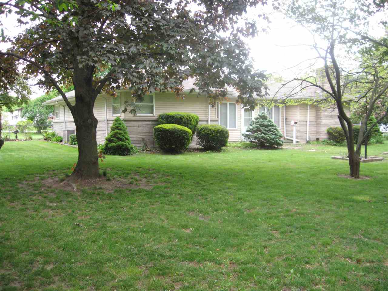 1637 South Sweetgum Road Rochester, IN 46975 - Photo 18 of 28 Gallery Image 18