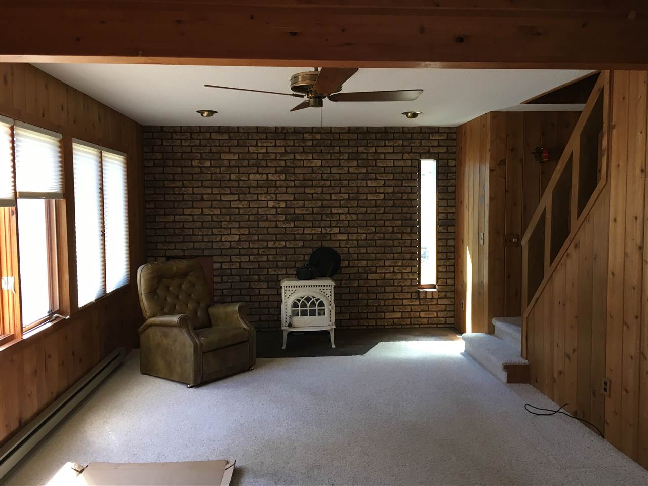 9566 South Fritz Road Maple City, MI 49664 - Photo 15 of 44 1830090-14.JPG