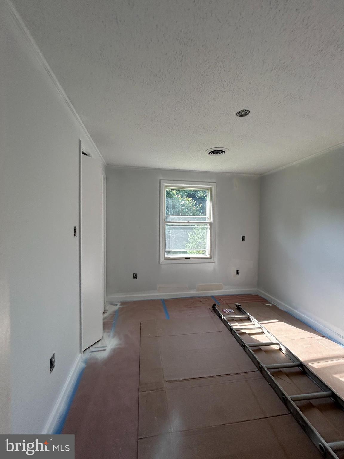 29007 Ridge Road Mount Airy, MD 21771 - Photo 16 of 24 Gallery Image 16