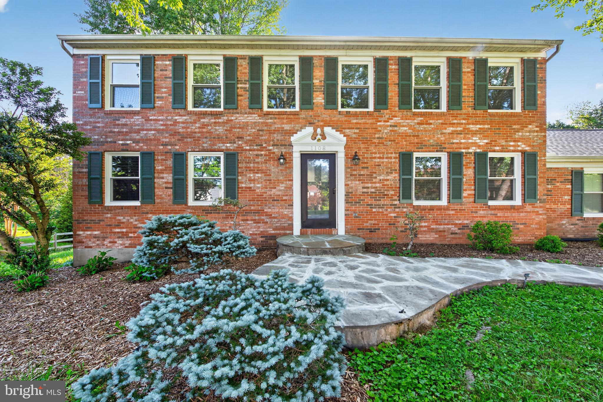 1108 Riva Ridge Drive Great Falls, VA 22066 - Photo 3 of 33