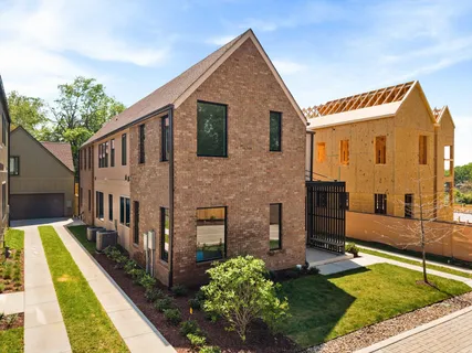 $1,299,900 | 627 Richmond Bend, Nashville, TN 37206