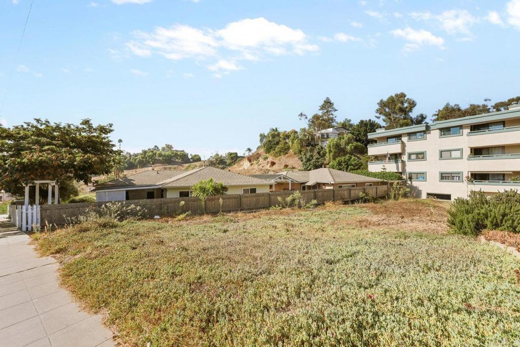 0 North Reynard Way San Diego, CA 92103 - Photo 8 of 9 a view of residential houses with outdoor space