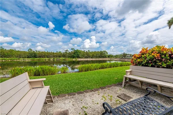 $300,000 | 8555 Naples Heritage Drive, Unit 237, Naples, FL 34112