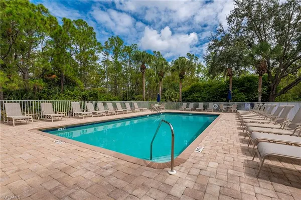 $300,000 | 8555 Naples Heritage Drive, Unit 237, Naples, FL 34112