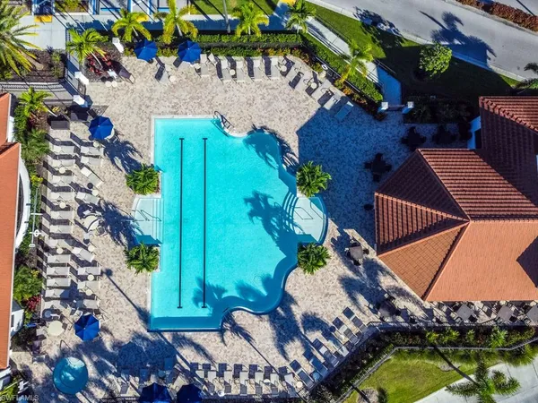 $300,000 | 8555 Naples Heritage Drive, Unit 237, Naples, FL 34112