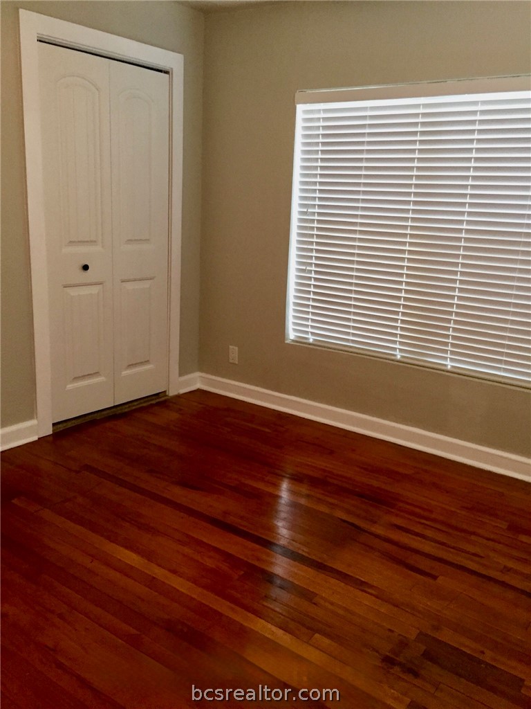 800 Mitchell Street Bryan, TX 77802 - Photo 4 of 6 Large window and closet in bedrooms
