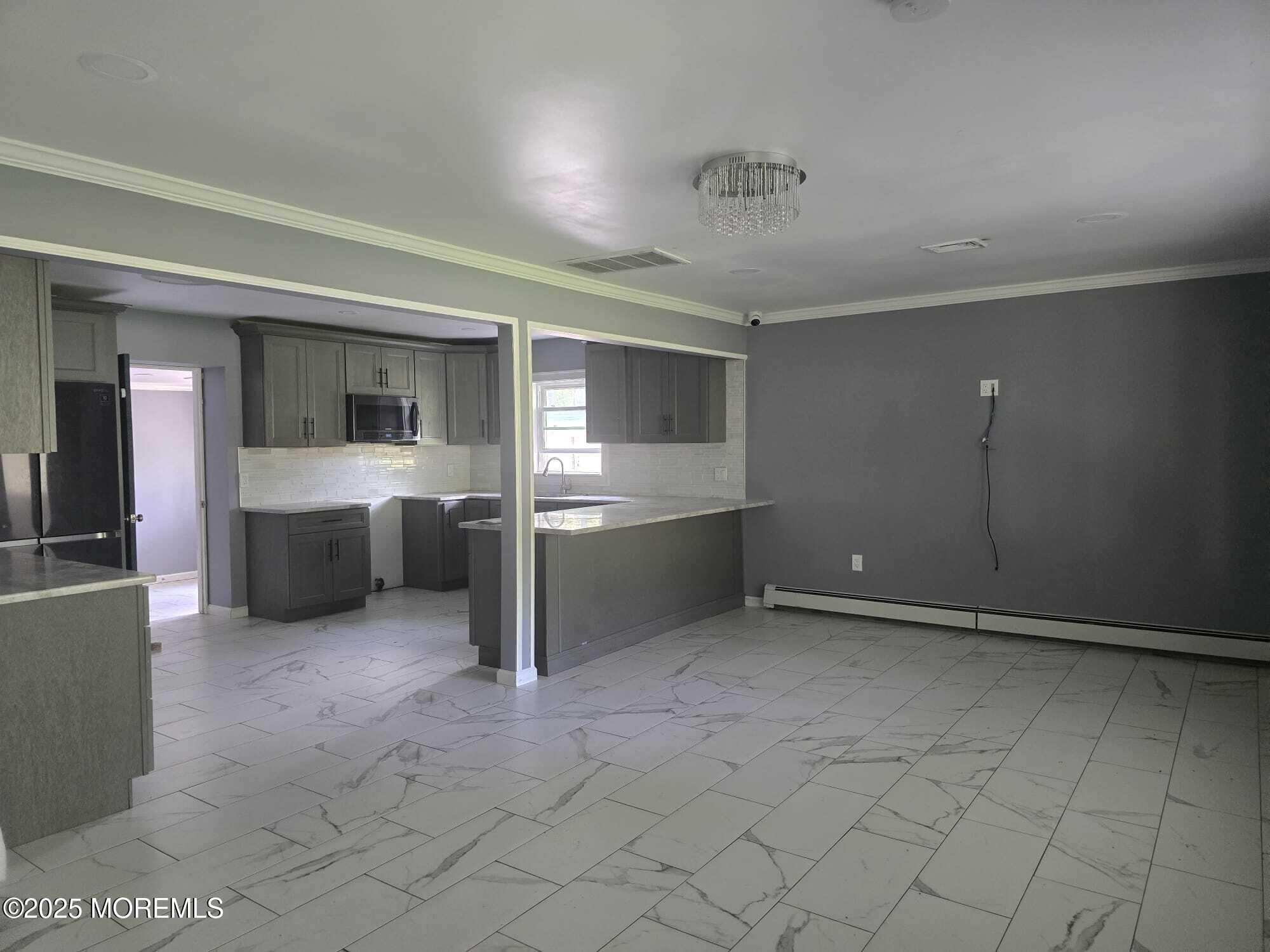 26 Vienna Road Howell, NJ 07731 - Photo 3 of 11 KITCHENT