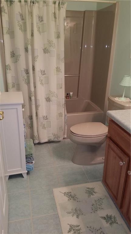 175 Rana Lane Gibsonia, PA 15044 - Photo 17 of 23 Second Full Bath