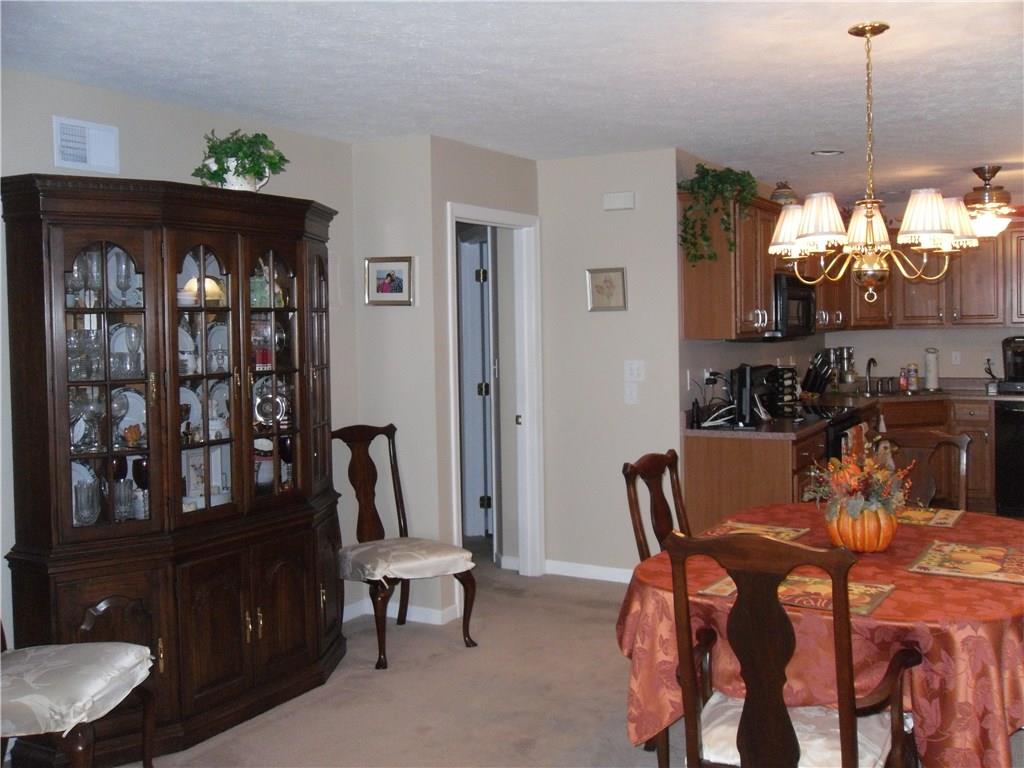 175 Rana Lane Gibsonia, PA 15044 - Photo 7 of 23 Large Dinning Room Area