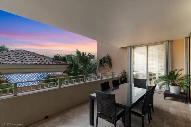 $2,640,000 | 791 Crandon Boulevard, Unit 303, Key Biscayne, FL 33149