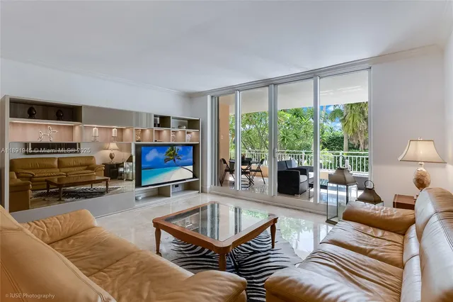 $2,640,000 | 791 Crandon Boulevard, Unit 303, Key Biscayne, FL 33149
