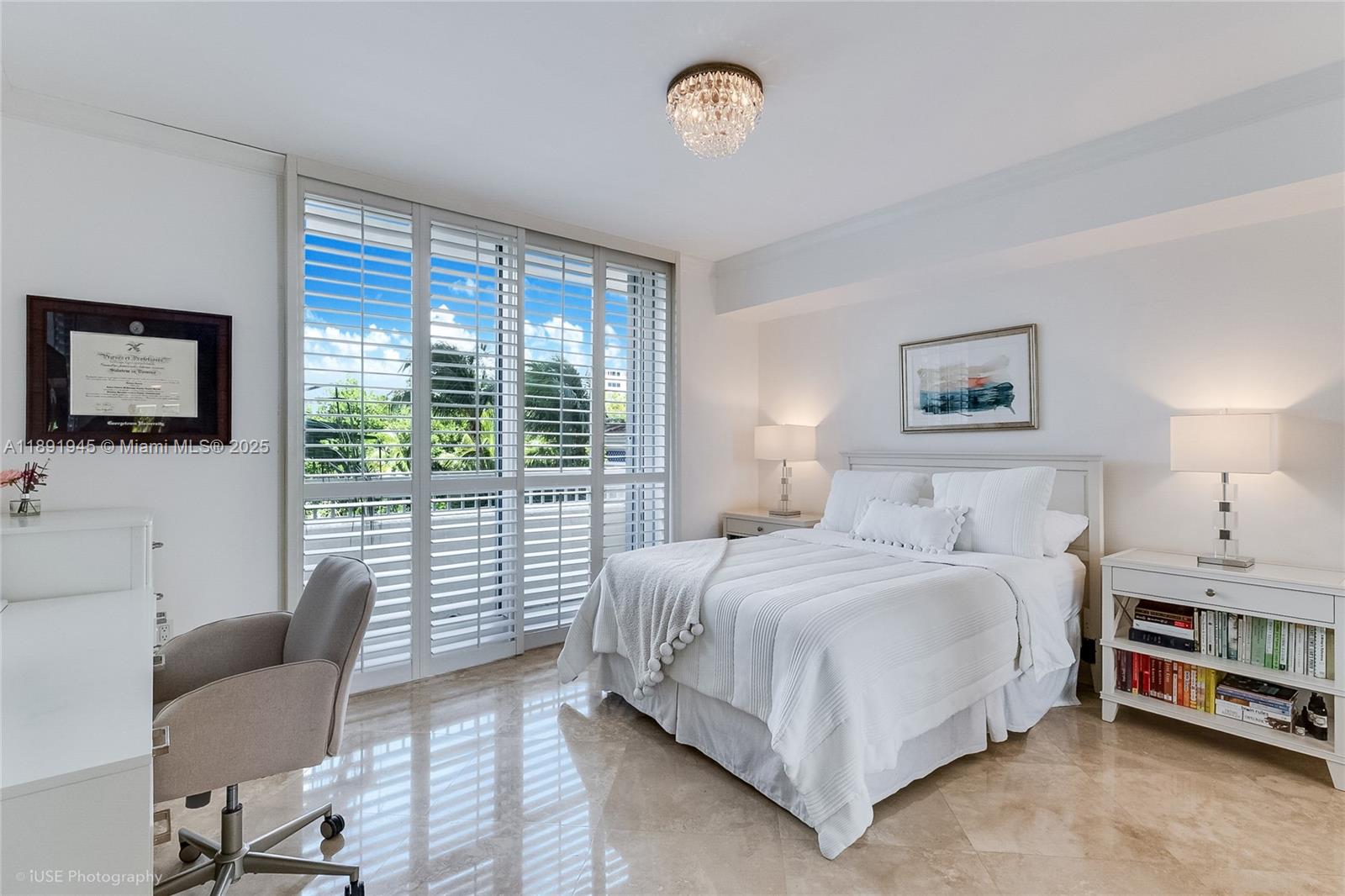 791 Crandon Boulevard, Unit 303 Key Biscayne, FL 33149 - Photo 10 of 25