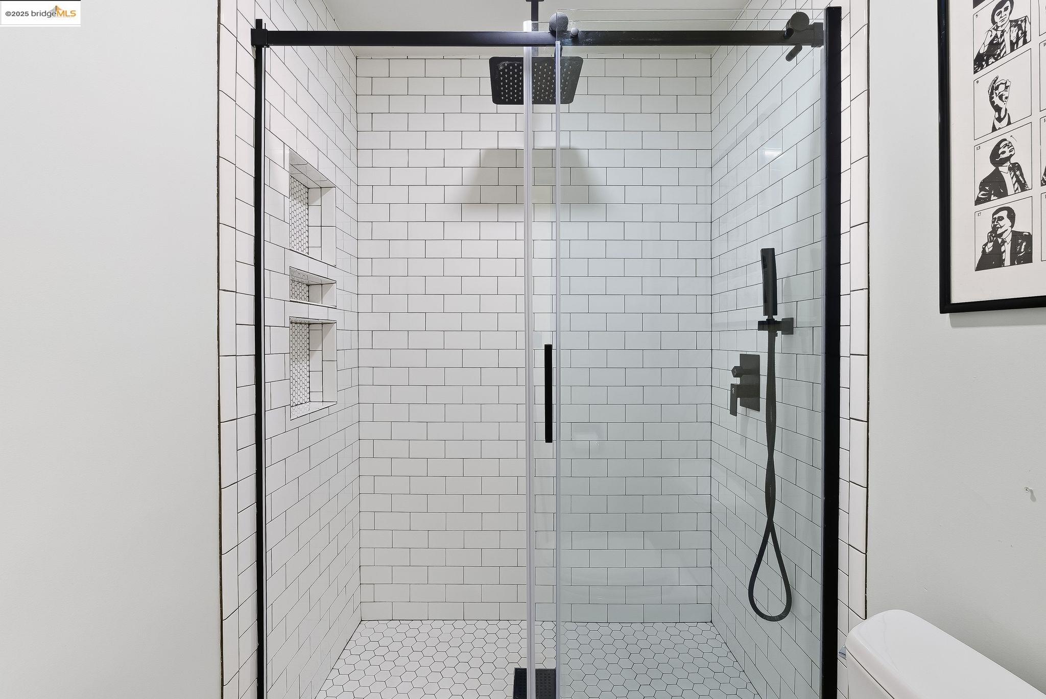 2 Sereno Circle Oakland, CA 94619 - Photo 21 of 42 a bathroom with a shower