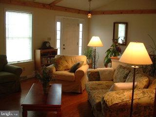 1032 Royal Road Annville, PA 17003 - Photo 3 of 10 Gallery Image 3