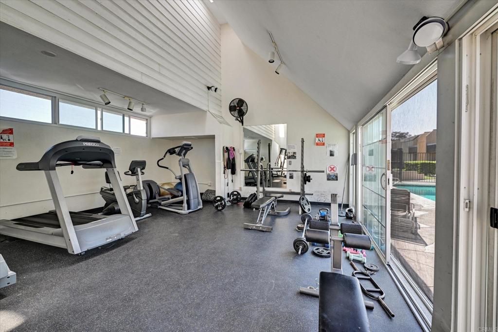 6333 Mt Ada Road, Unit 156 San Diego, CA 92111 - Photo 16 of 17