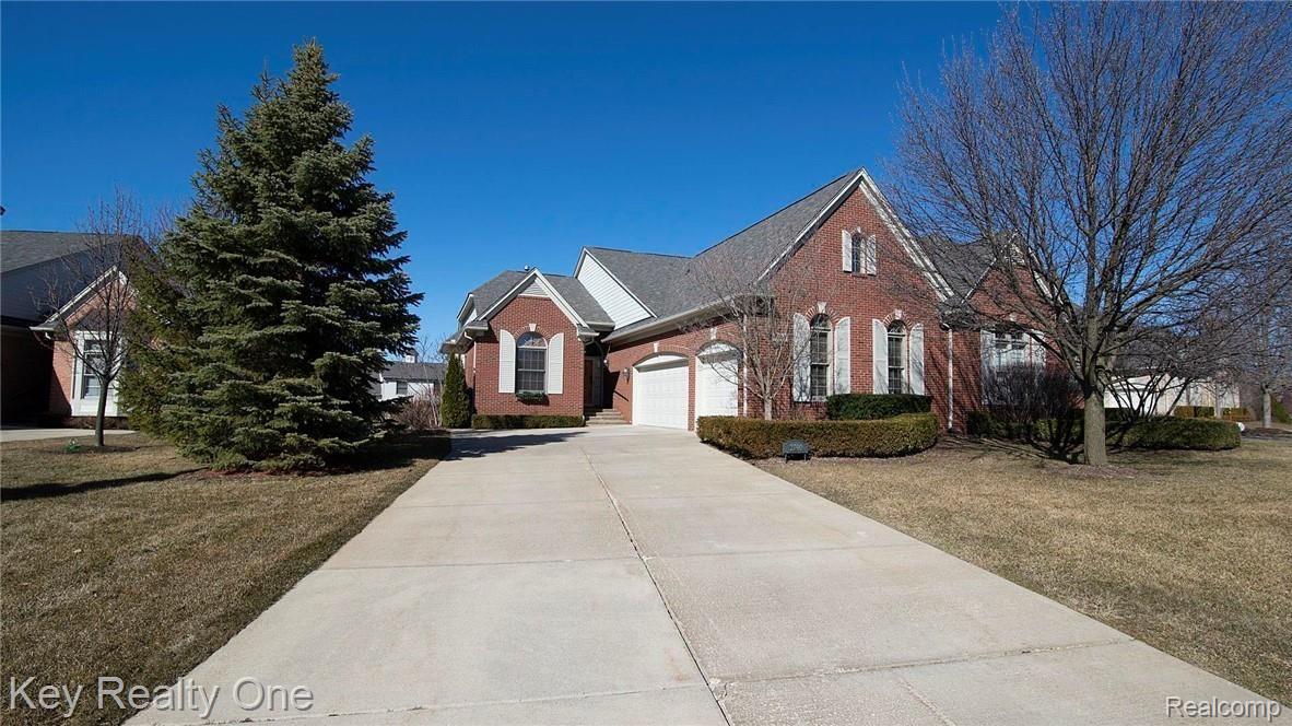 2790 Castlemartin Court Rochester, MI 48306 - Photo 64 of 64 002_57.jpg