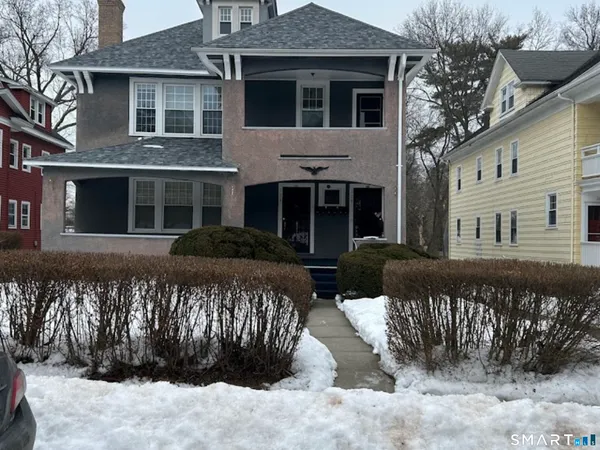 $1,800 | 108 Maplewood Avenue, West Hartford, CT 06119