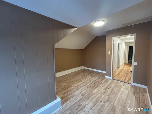 $1,800 | 108 Maplewood Avenue, West Hartford, CT 06119