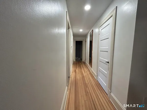 $1,800 | 108 Maplewood Avenue, West Hartford, CT 06119