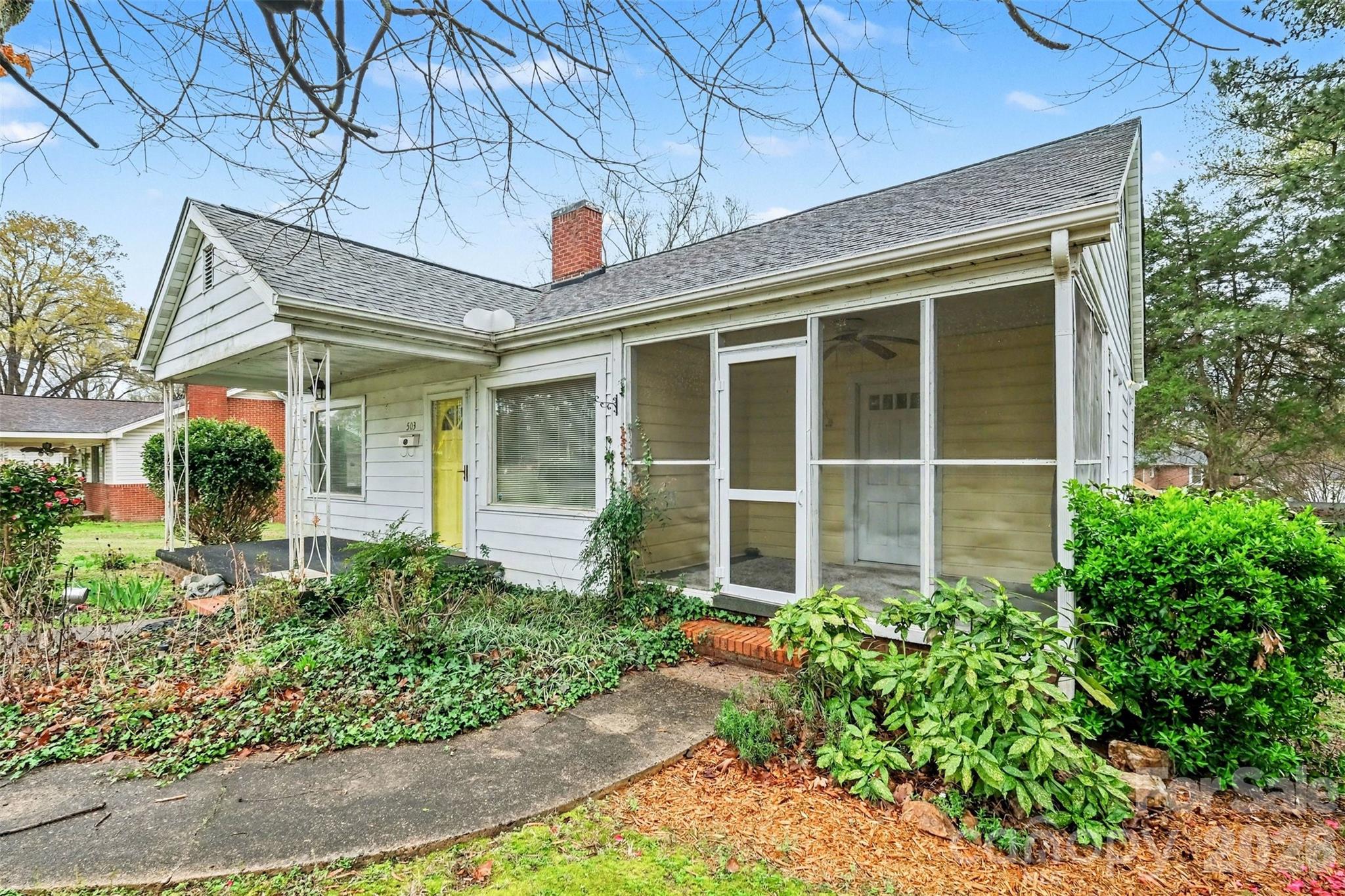 503 Rogers Lake Road Kannapolis, NC 28081 - Photo 3 of 26