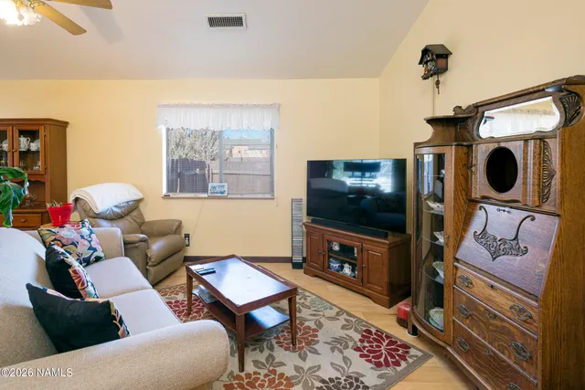 $737,000 | 744 North Locust Drive, Flagstaff, AZ 86001